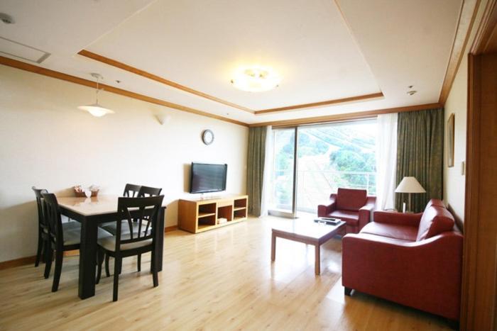 Wellihilli Park Resort Hoengseong Bagian luar foto