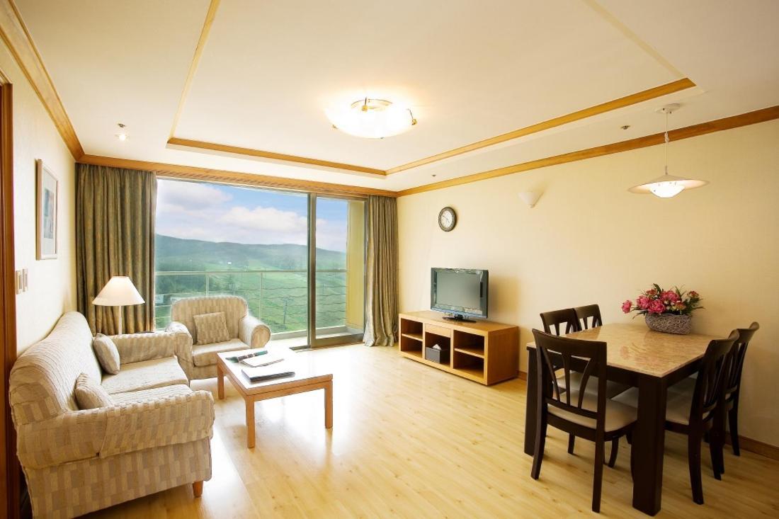 Wellihilli Park Resort Hoengseong Bagian luar foto