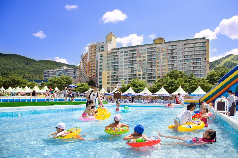 Wellihilli Park Resort Hoengseong Bagian luar foto