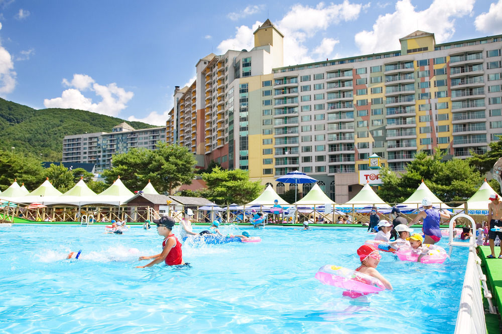 Wellihilli Park Resort Hoengseong Bagian luar foto